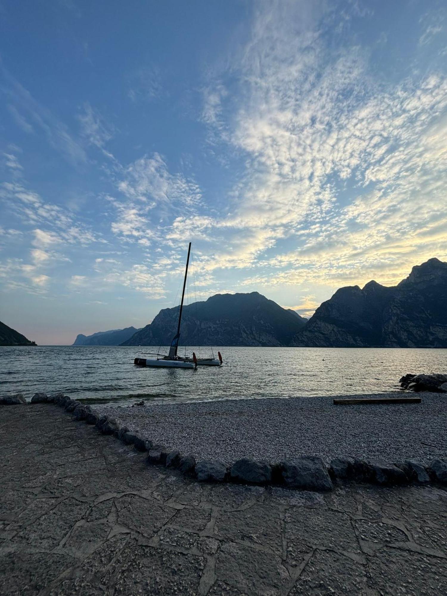 Garden & Pool Perugini Apartment Torbole Sul Garda Exterior photo